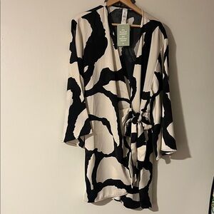 H&M Black and Cream Wrap Dress